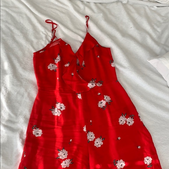 Red jumpsuit - Picture 4 of 8